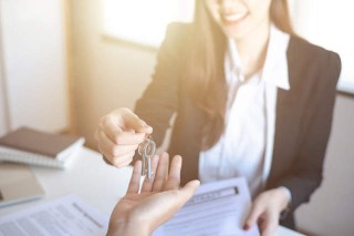 房产交易中介服务收费标准？