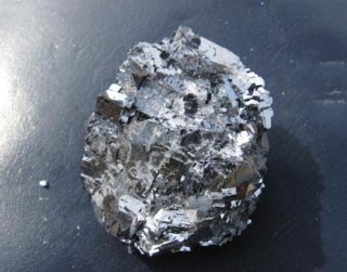 如何认识嘉实沪深TF相关内容？该ETF有何特点可分析？