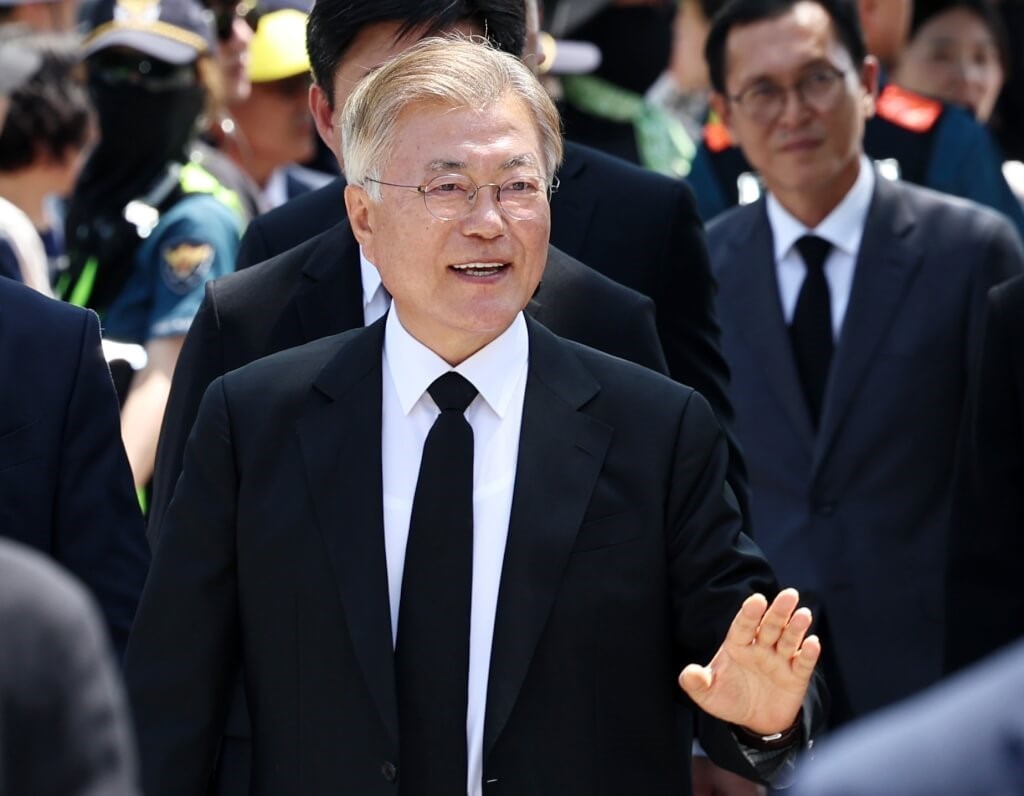 韩媒：韩国检方以涉嫌受贿指控传唤前总统文在寅接受讯问  第1张