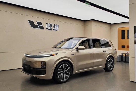 利润下滑超三成,理想汽车如何守擂? 第2张 利润下滑超三成,理想汽车如何守擂? 第2张