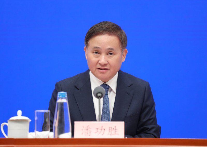 国新办举行新闻发布会 介绍“一揽子金融政策支持稳市场稳预期”有关情况  第2张