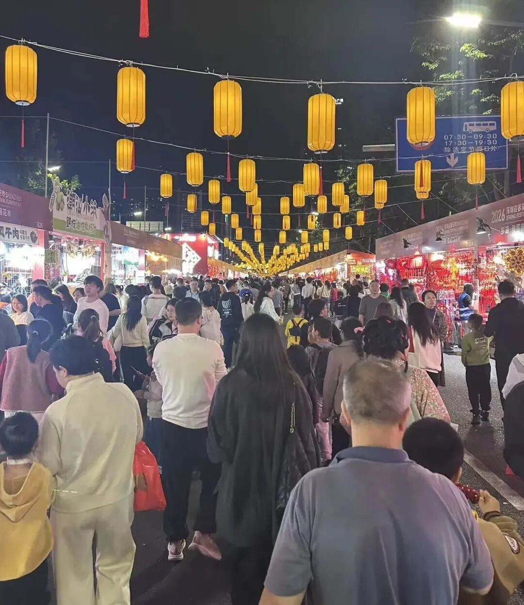 “反向过年”火了！“只要在一起，在哪都是过年！”丨新春走基层  第3张