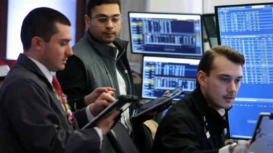 早盘：美股走高道指上涨200点 AMD上涨6.6%  第1张