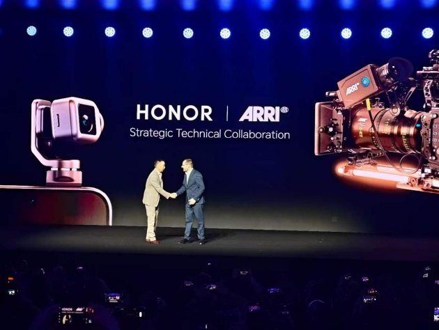 荣耀MWC火力全开：机器人手机颠覆形态，联手阿莱ARRI重写移动影像规则  第4张